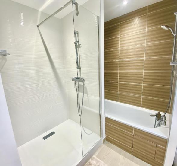 Sublime Appartement 4 Etoiles Neuf T3 Aputeaux 61M2 Proche La Defense, 10M2 De Terrasse Avec Magnifique Vue Ngoại thất bức ảnh
